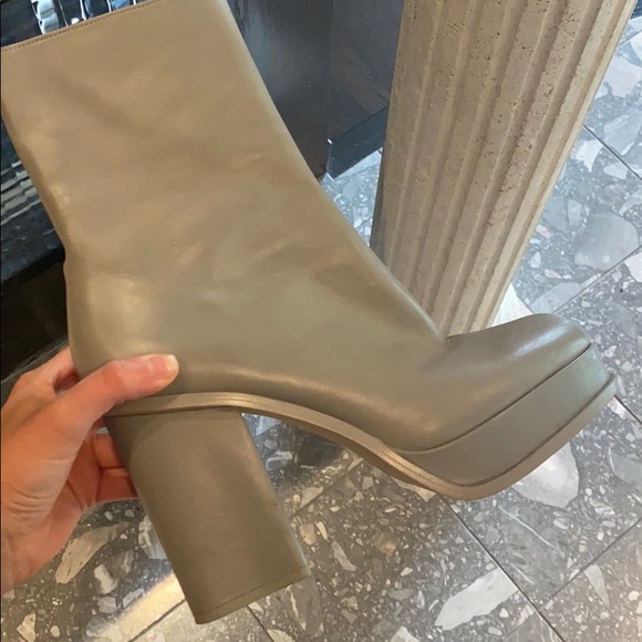 Zara heeled boots - Picture 2 of 6
